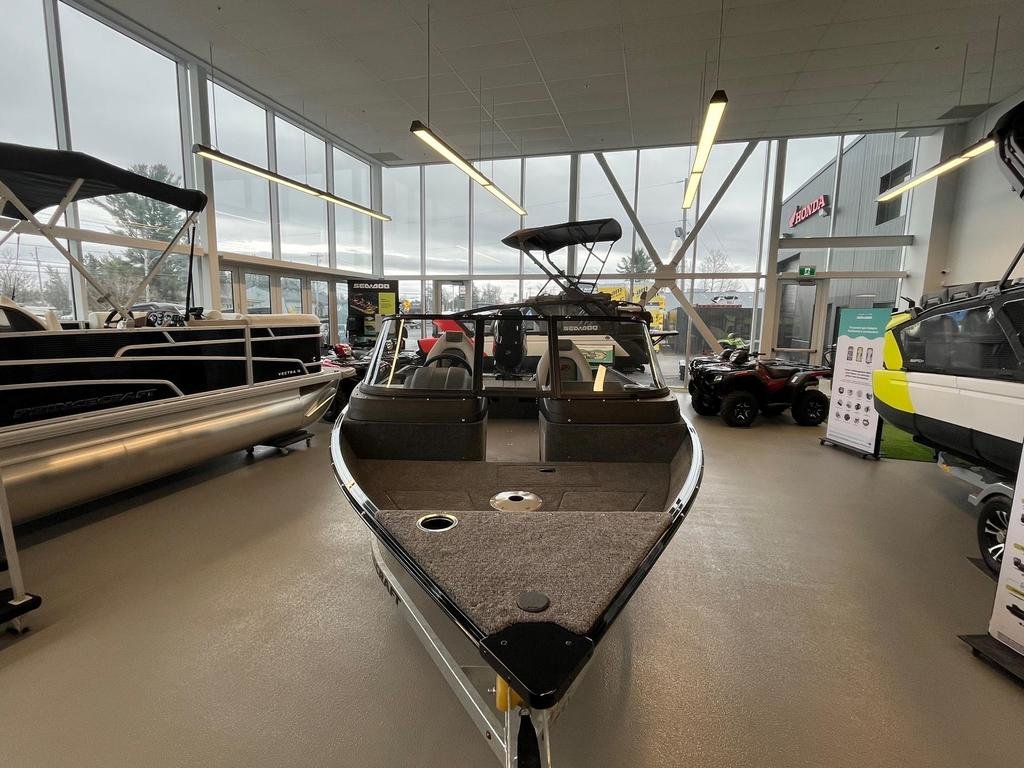 2024  HOLIDAY 162 WS MAX 60 hp (Rabais de 2500$) in Charlemagne, Quebec - 2 - w1024h768px