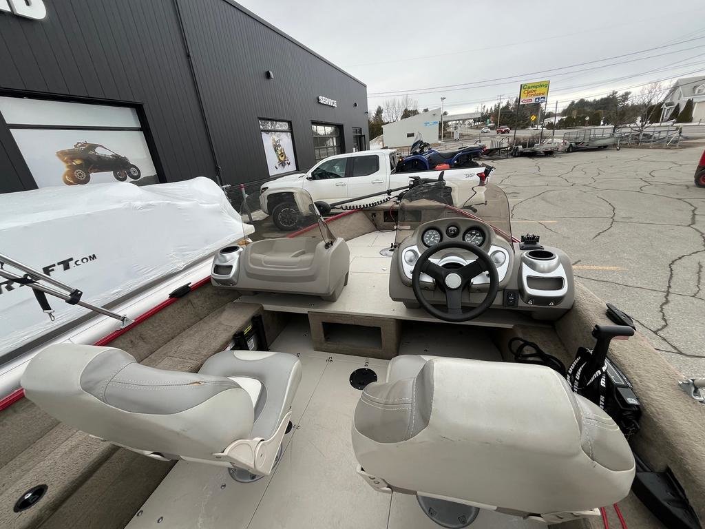 Princecraft HOLIDAY DLX DC 162 60 HP  2012 à Charlemagne, Québec - 8 - w1024h768px