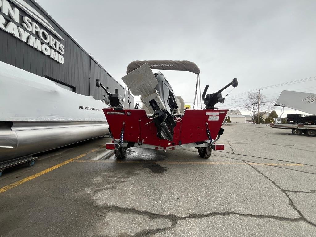 Princecraft HOLIDAY DLX DC 162 60 HP  2012 à Charlemagne, Québec - 11 - w1024h768px