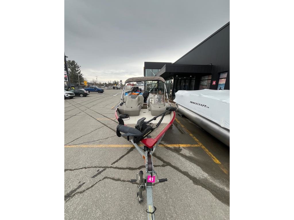 Princecraft HOLIDAY DLX DC 162 60 HP  2012 à Charlemagne, Québec - 13 - w1024h768px