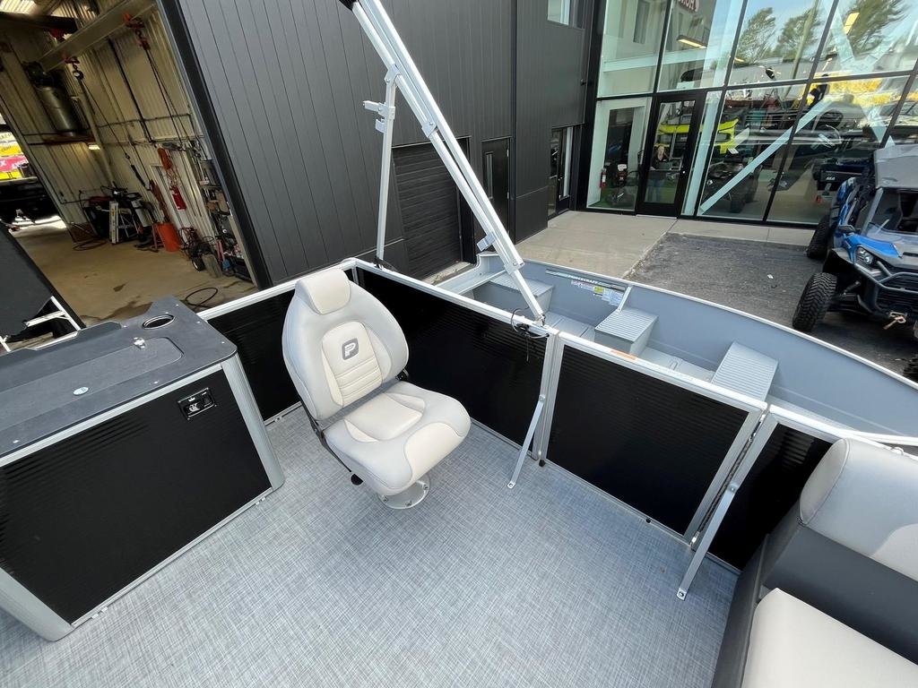 2024 Princecraft JAZZ 14 2RS (Rabais de 4000$ et 7 ans Mercury) in Charlemagne, Quebec - 12 - w1024h768px