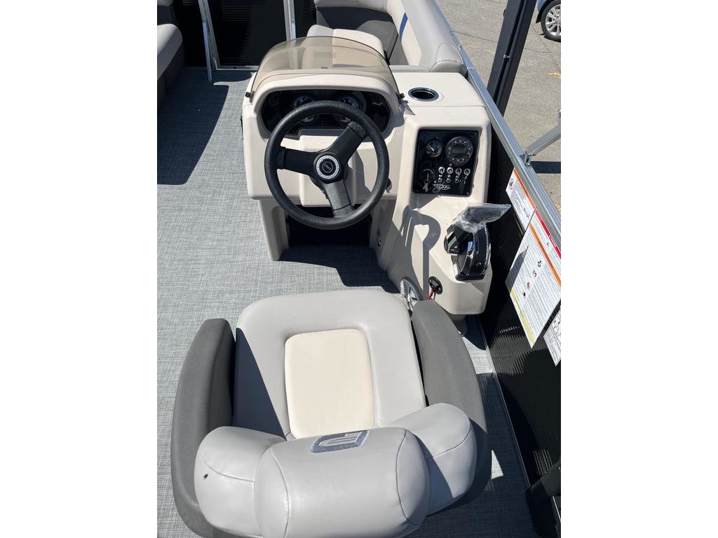 2025 Princecraft JAZZ 17 9.9 Grande pousée ( rabais de 1750$) in Charlemagne, Quebec - 16 - w1024h768px
