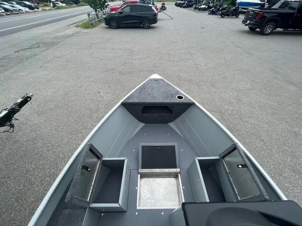 2025 Princecraft RESORTER 160 SC 40 HP CT (Rabais de 2000$) in Charlemagne, Quebec - 5 - w1024h768px