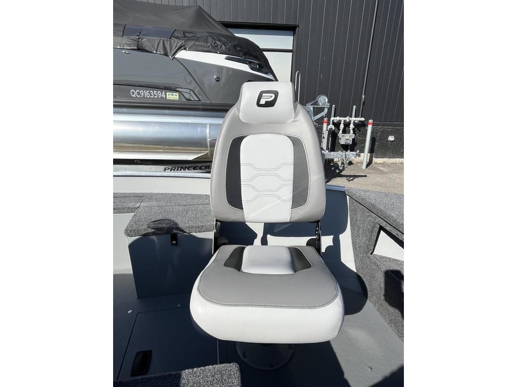 2025 Princecraft RESORTER 160 SC 40 HP CT (Rabais de 2000$) in Charlemagne, Quebec - 6 - w1024h768px