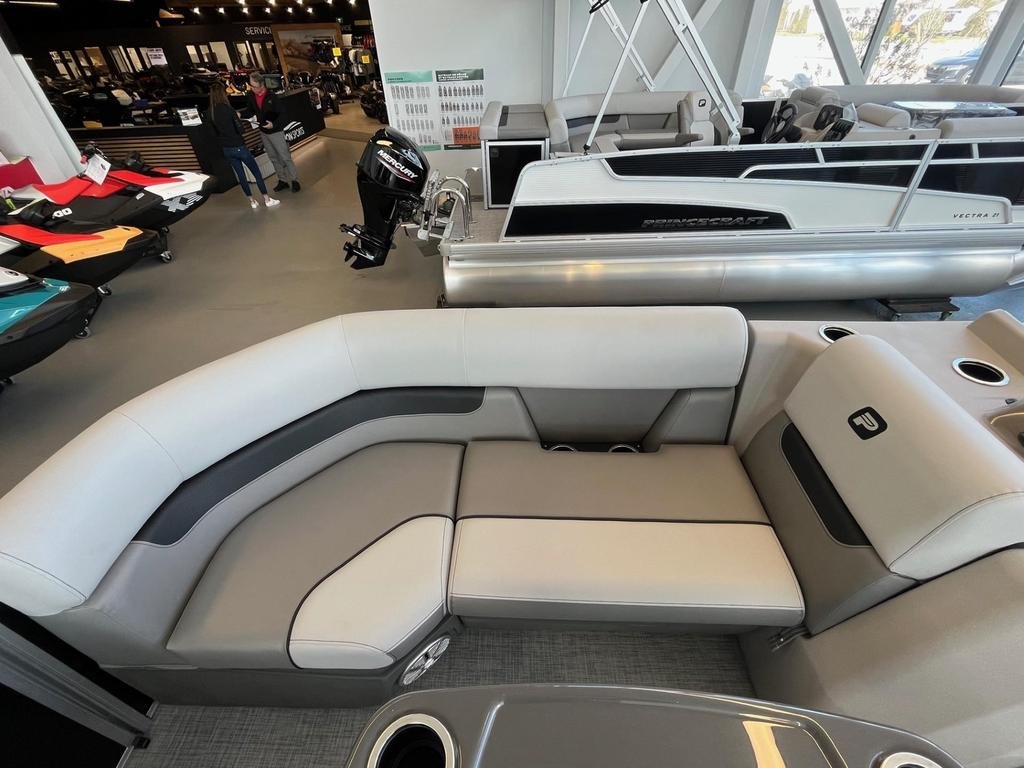 2025 Princecraft VECTRA 19 L 60 hp ct( Rabais de 2650$ ) in Charlemagne, Quebec - 8 - w1024h768px
