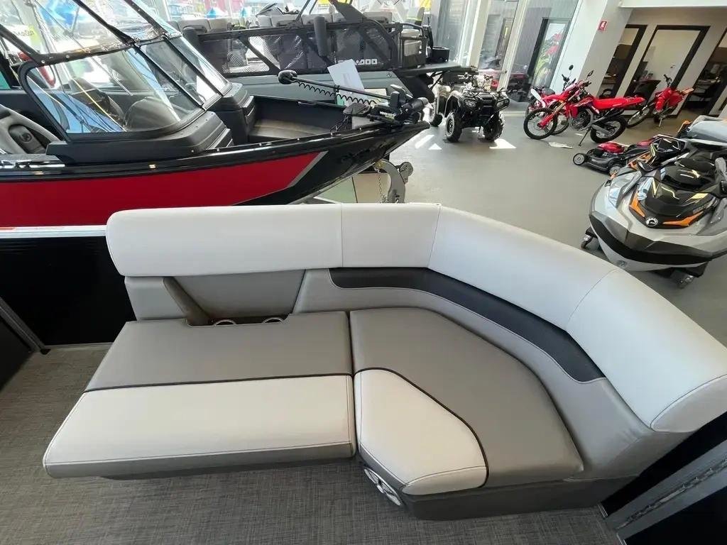 Princecraft VECTRA 19 L 60 hp  2026 à Charlemagne, Québec - 2 - w1024h768px
