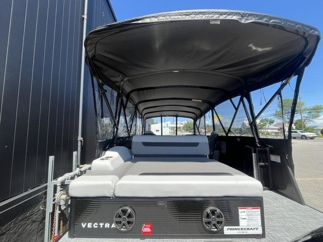 2026 Princecraft Vectra 23 Rl 3 quilles 150 hp Pro XS et Toit Campeur in Charlemagne, Quebec - 9 - w1024h768px