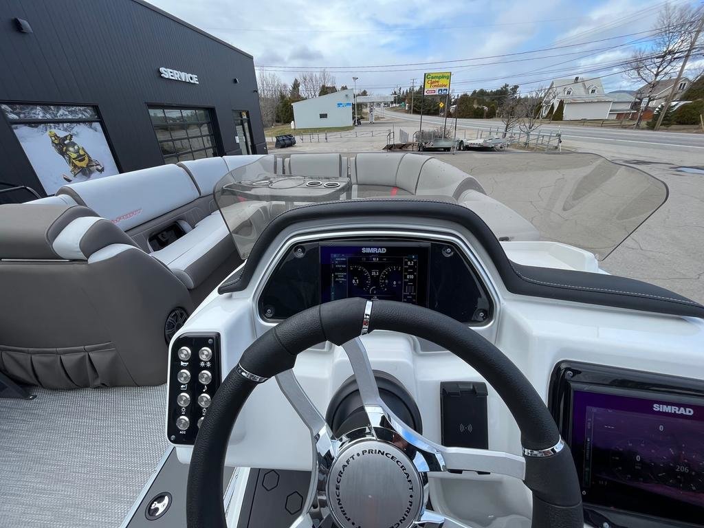 Princecraft VOGUE 27 RL 500 Racing Démo( Rabais 80 000$)  2024 à Charlemagne, Québec - 12 - w1024h768px