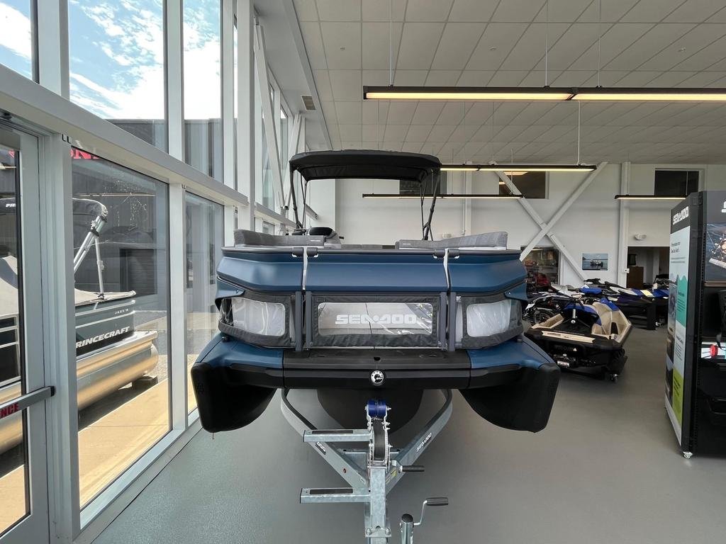 2024 Sea-Doo 2024 SWITCH CRUISE 21 230 hp (Rabais de 13000$) in Charlemagne, Quebec - 1 - w1024h768px