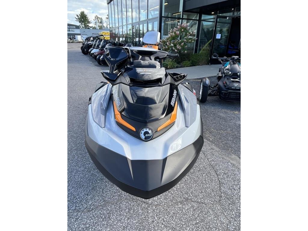 Sea-Doo FISHPRO TROPHY 170 TECH (Rabais de 4700$)+ 2 ans Brp  2023 à Charlemagne, Québec - 5 - w1024h768px