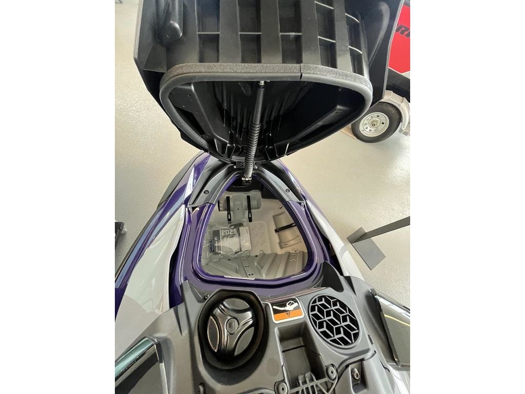 Sea-Doo GTI SE 130  2025 à Charlemagne, Québec - 6 - w1024h768px