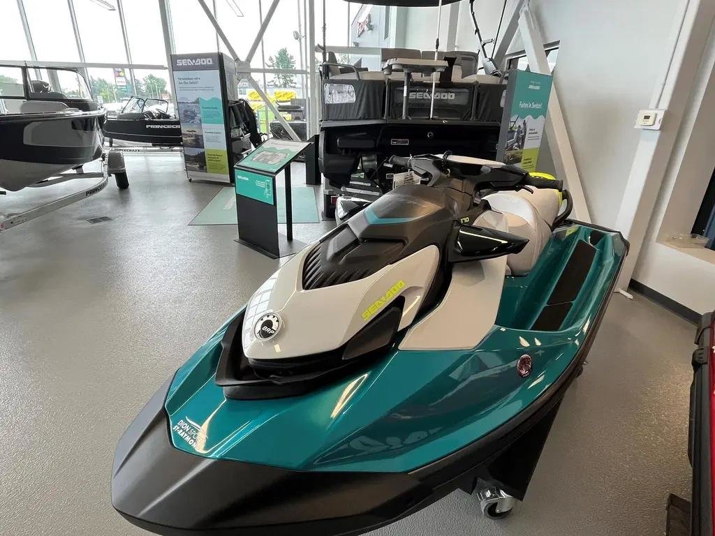 Sea-Doo GTI SE 170  2026 à Charlemagne, Québec - 4 - w1024h768px