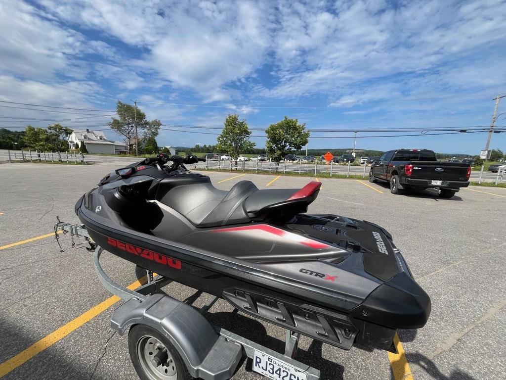 Sea-Doo GTR-X 300 (Rabais de 4000$)  2024 à Charlemagne, Québec - 6 - w1024h768px