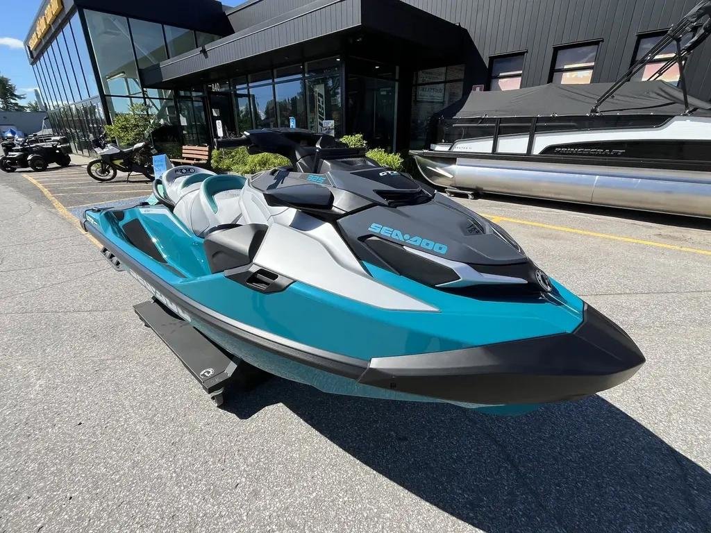 2026 Sea-Doo GTX LIMITED 325 in Charlemagne, Quebec - 1 - w1024h768px