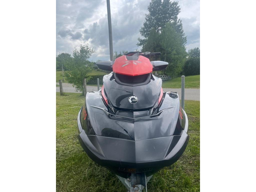2010 Sea-Doo RXT-X 260 in Charlemagne, Quebec - 3 - w1024h768px