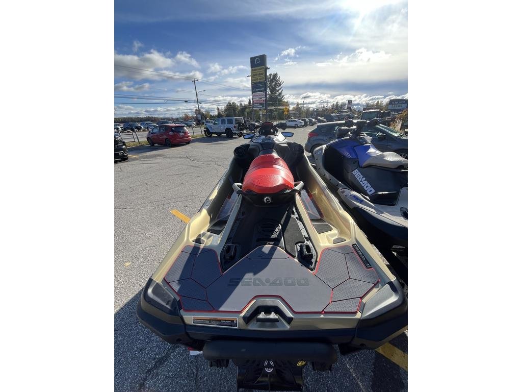 Sea-Doo RXT X  325 (Rabais de 2000$)  2025 à Charlemagne, Québec - 3 - w1024h768px