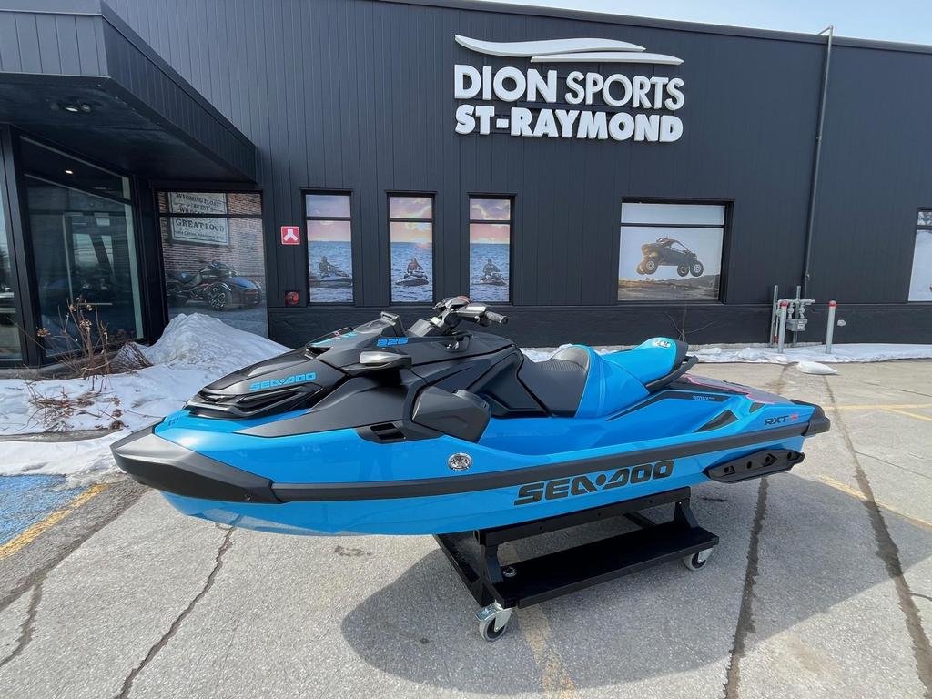 Sea-Doo RXT X 325  2026 à Charlemagne, Québec - 7 - w1024h768px