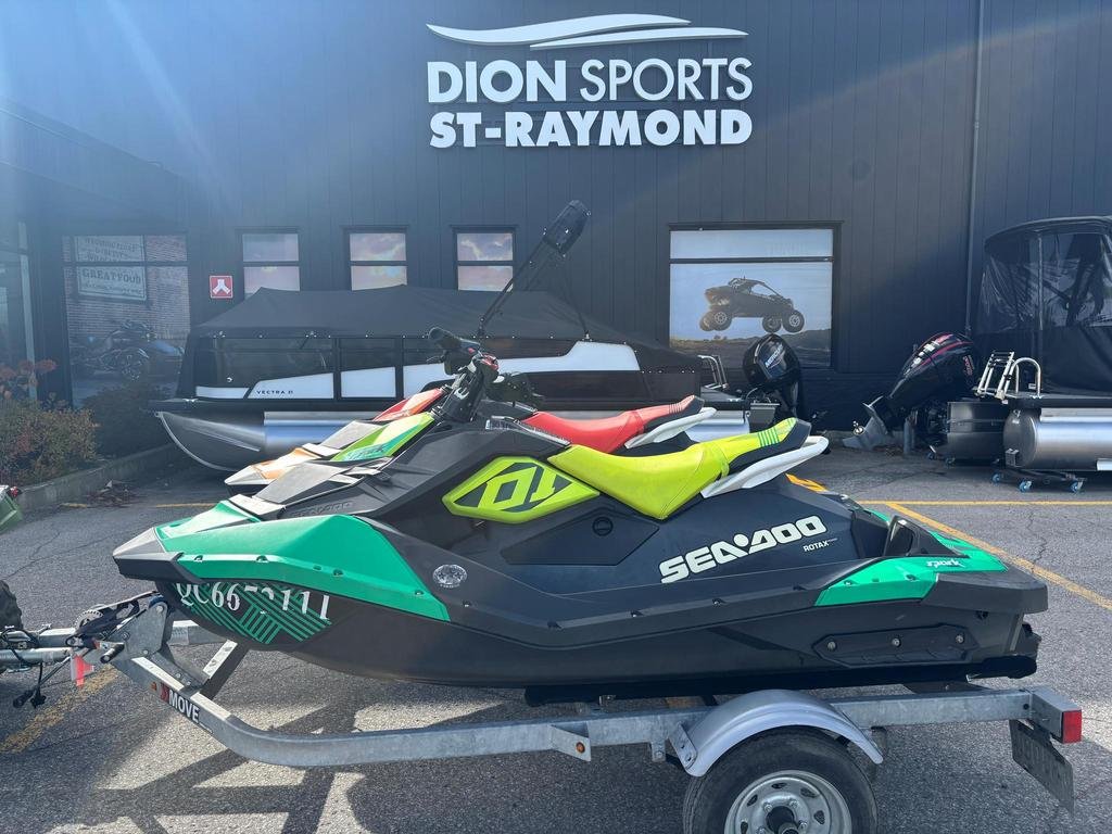 2019 Sea-Doo SEA-DOO SPARK TRIXX 2UP in Charlemagne, Quebec - 1 - w1024h768px