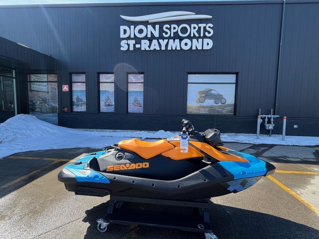 2026 Sea-Doo SPARK TRIXX 1 PLACE AUDIO ( 4 ans de protections) in Charlemagne, Quebec - 2 - w1024h768px