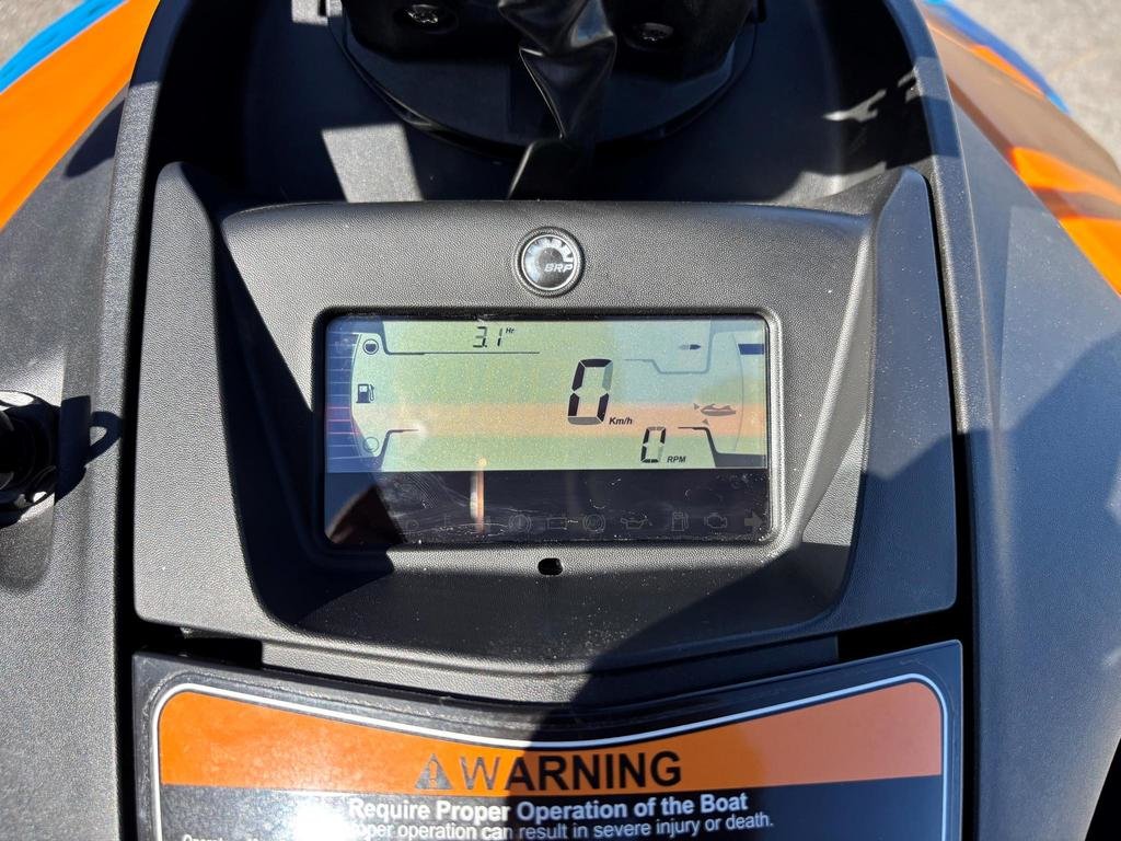 2026 Sea-Doo SPARK TRIXX 1 PLACE AUDIO in Charlemagne, Quebec - 6 - w1024h768px