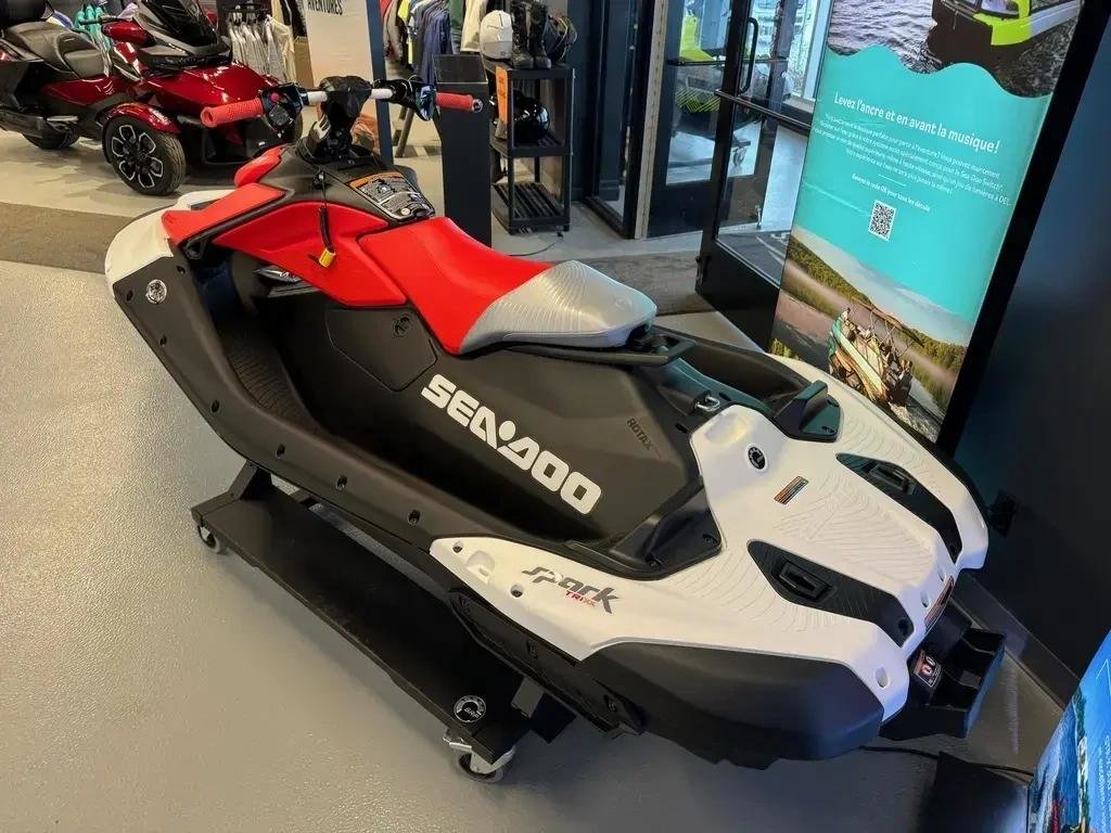 2026 Sea-Doo SPARK TRIXX  1 PLACES in Charlemagne, Quebec - 2 - w1024h768px
