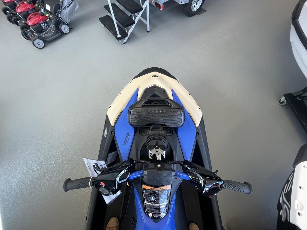 Sea-Doo SPARK TRIXX 3 PLACES AUDIO  ( Promotion Financement)  2025 à Charlemagne, Québec - 5 - w1024h768px