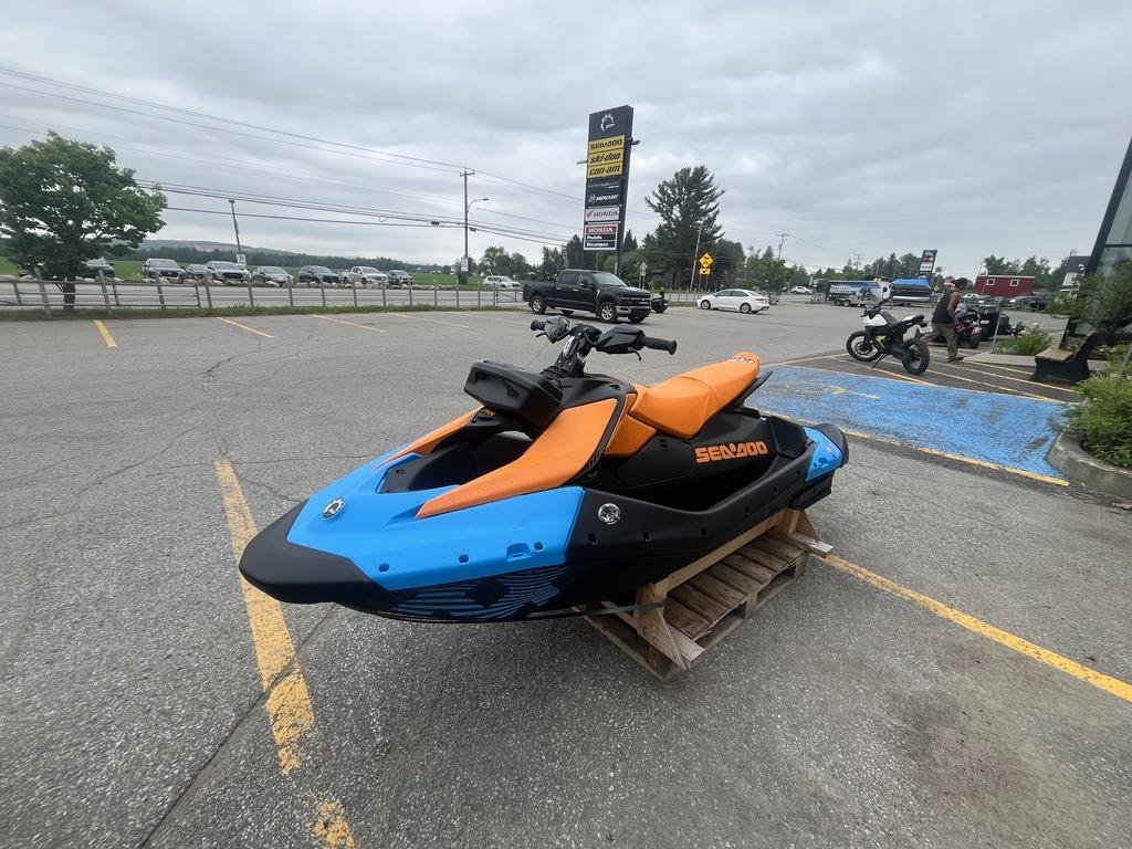 Sea-Doo SPARK TRIXX 3 PLACES AUDIO  2026 à Charlemagne, Québec - 5 - w1024h768px