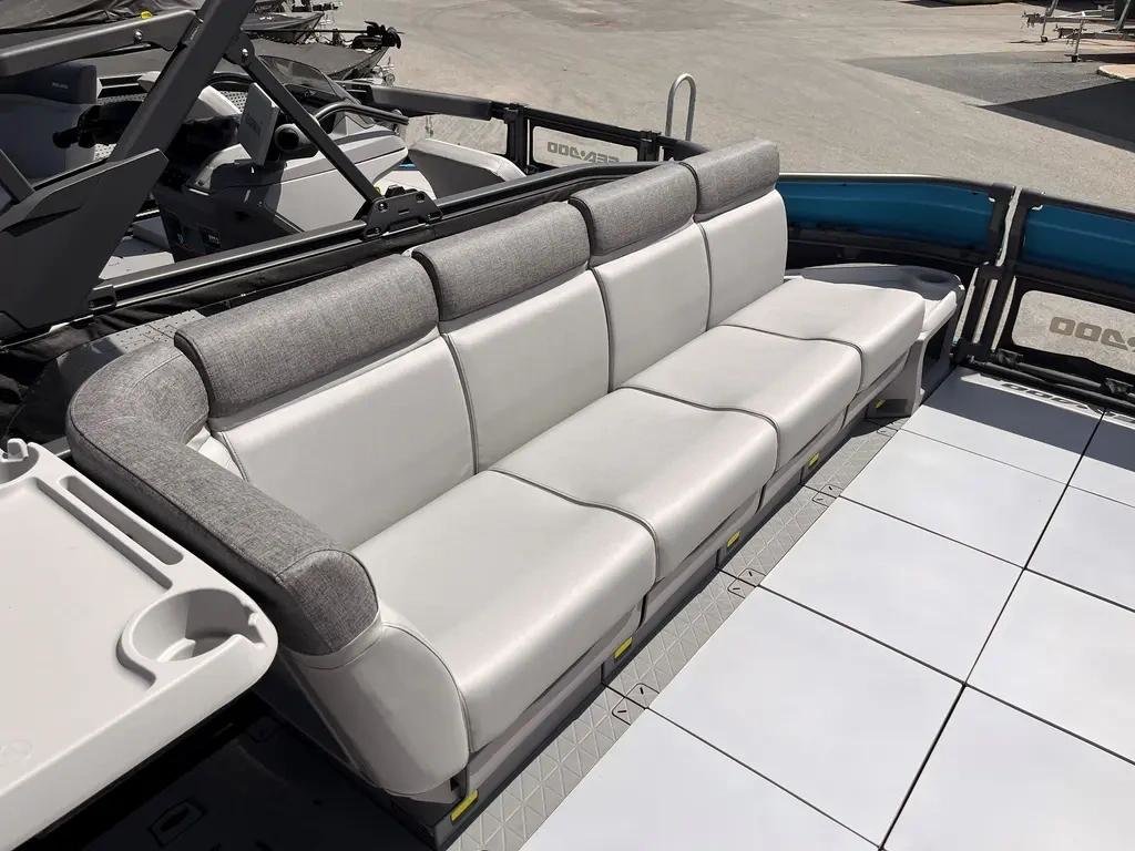 Sea-Doo SWITCH 21 CRUISE 230 HP AUDIO PREMIUM  2023 à Charlemagne, Québec - 6 - w1024h768px