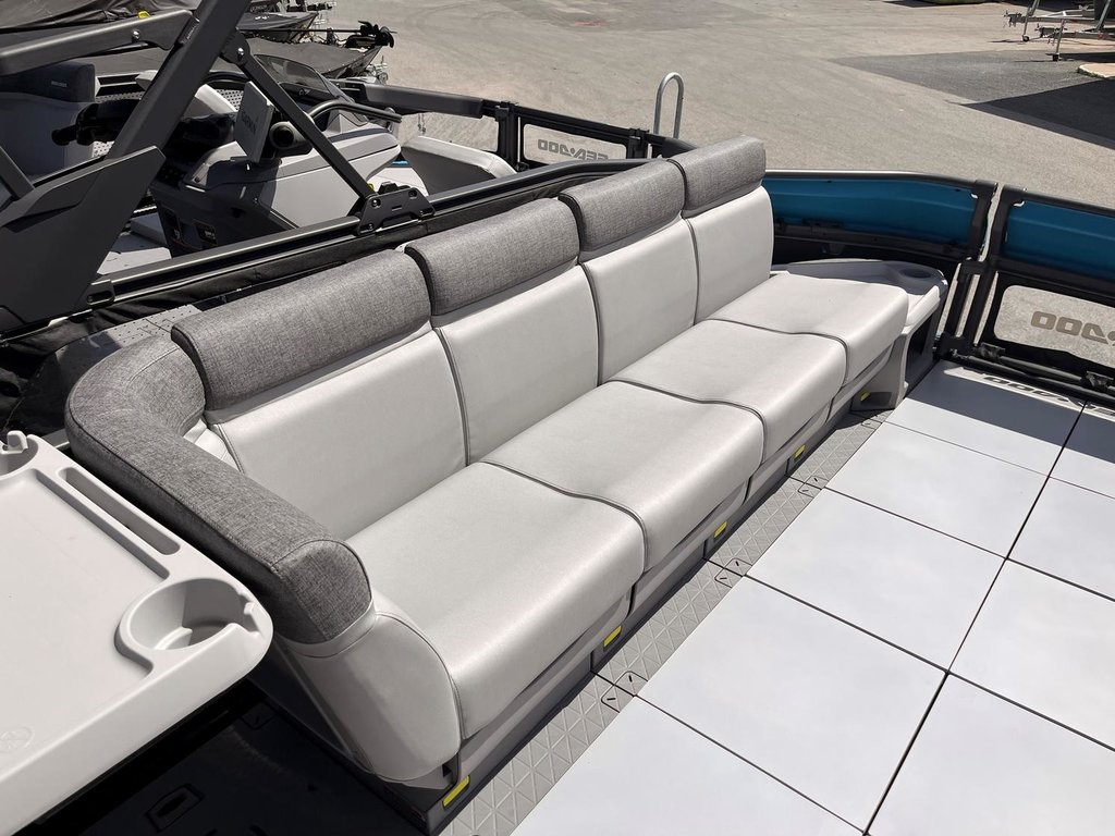 Sea-Doo SWITCH CRUISE 21 230(rabais de 13000$)  2023 à Charlemagne, Québec - 2 - w1024h768px