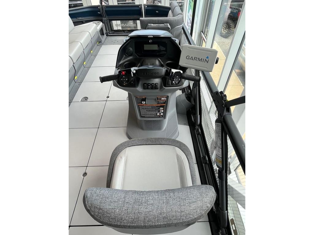 2024 Sea-Doo SWITCH CRUISE 21 pieds 230 (Rabais de 15000$) in Charlemagne, Quebec - 3 - w1024h768px