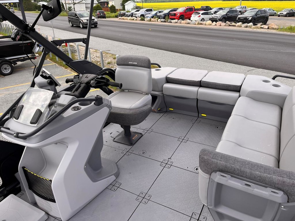 2023 Sea-Doo SWITCH SPORT 18'' 230 3 ans BRP(Rabais de 12894$+2000$ en accessoires Brp)) in Charlemagne, Quebec - 7 - w1024h768px