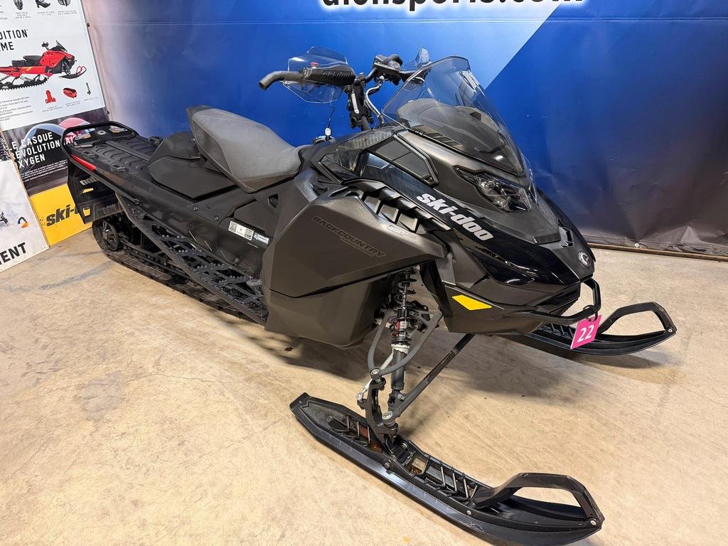 Ski-Doo BackCountry Adrenaline 850 E-TEC  2026 à Charlemagne, Québec - 2 - w1024h768px