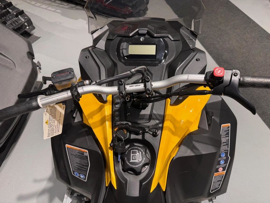 Ski-Doo BACKCOUNTRY SPORT 600 EFI 2  2024 à Charlemagne, Québec - 5 - w1024h768px