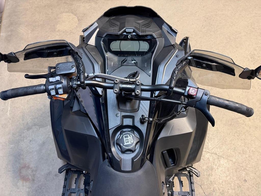 2022 Ski-Doo BACKCOUNTRY XRS 850 146 XR-S X-RS in Charlemagne, Quebec - 7 - w1024h768px