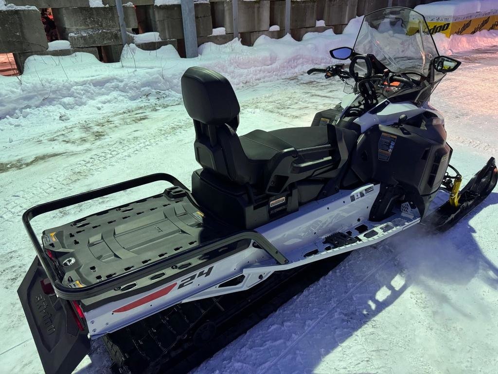 Ski-Doo EXPEDITIO LE 24 600R E-TEC SWT  2025 à Charlemagne, Québec - 6 - w1024h768px