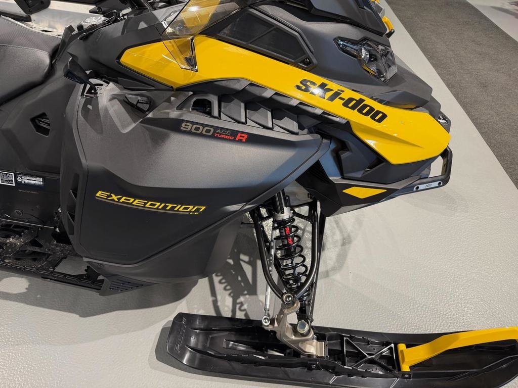 Ski-Doo EXPEDITION LE 20 900 ACE TURBO R WT  2026 à Charlemagne, Québec - 2 - w1024h768px