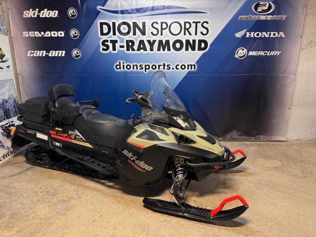 Ski-Doo EXPEDITION SE 600 E-TEC  2019 à Charlemagne, Québec - 1 - w1024h768px