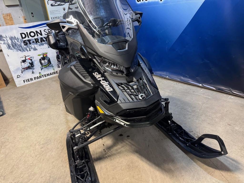 Ski-Doo EXPEDITION SE 850 ETEC  2025 à Charlemagne, Québec - 3 - w1024h768px