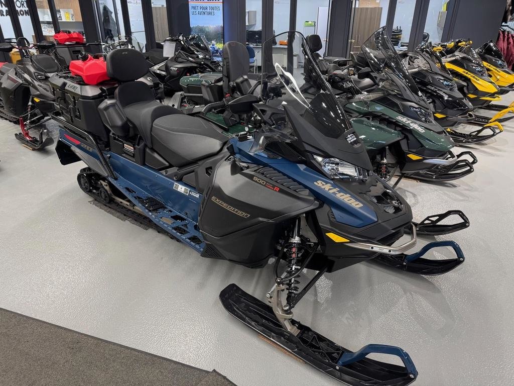 Ski-Doo Expedition SE 900 ACE Turbo R  2025 à Charlemagne, Québec - 1 - w1024h768px