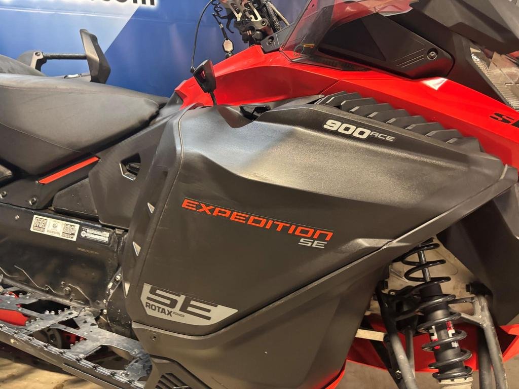 Ski-Doo EXPEDITION SE 900 ACE  2020 à Charlemagne, Québec - 6 - w1024h768px