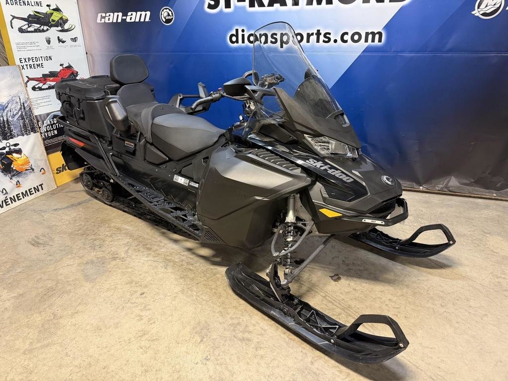 Ski-Doo EXPEDITION SE 900 ACE  2022 à Charlemagne, Québec - 2 - w1024h768px