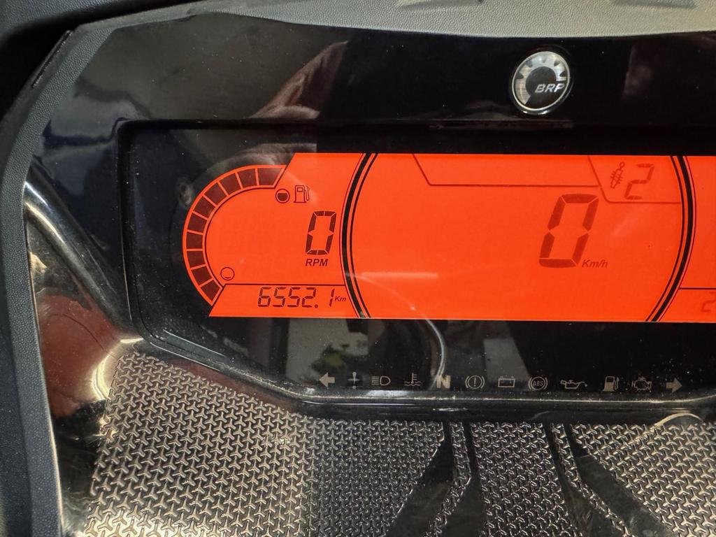 Ski-Doo Expedition SE 900 Ace  2023 à Charlemagne, Québec - 8 - w1024h768px