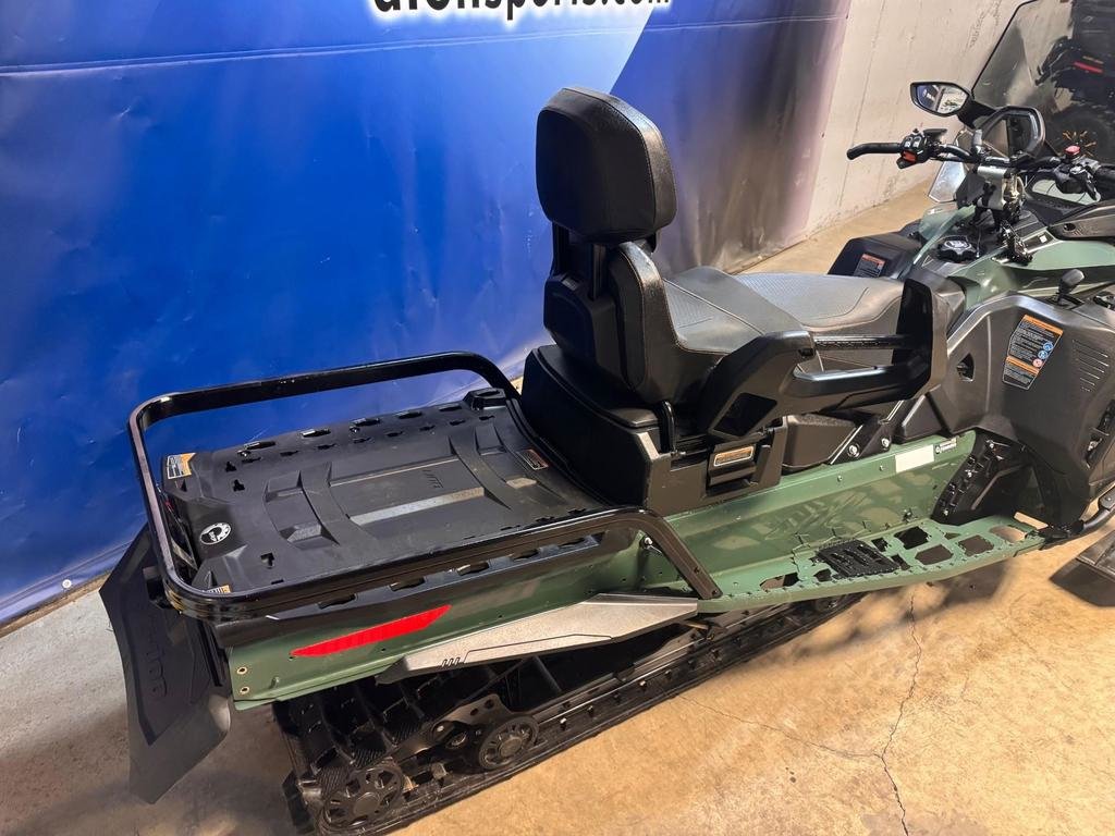 Ski-Doo Expedition SE 900 Ace  2024 à Charlemagne, Québec - 6 - w1024h768px