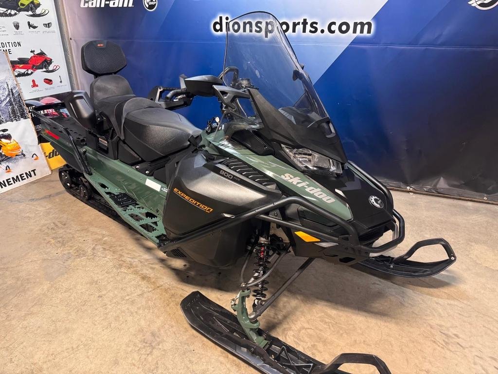 Ski-Doo Expedition SE 900 Ace  2024 à Charlemagne, Québec - 2 - w1024h768px