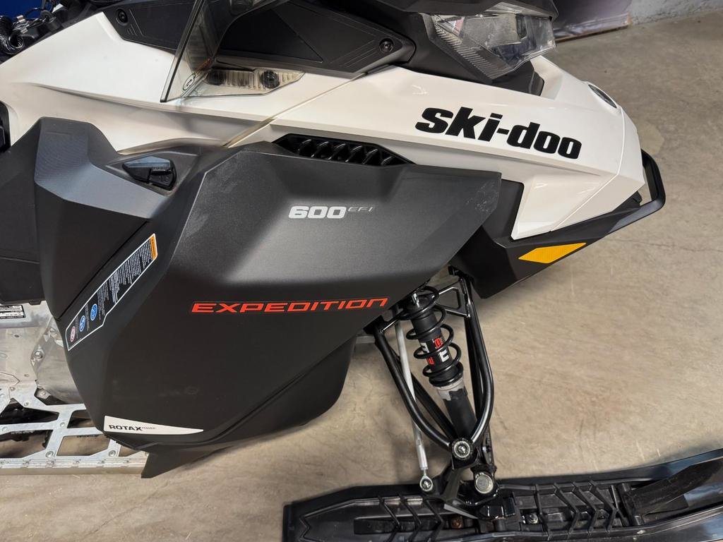 2021 Ski-Doo Expedition Sport 600 EFI in Charlemagne, Quebec - 4 - w1024h768px