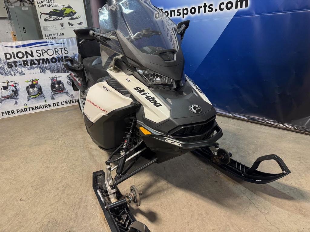 Ski-Doo Expedition Sport 900 ACE  2019 à Charlemagne, Québec - 3 - w1024h768px