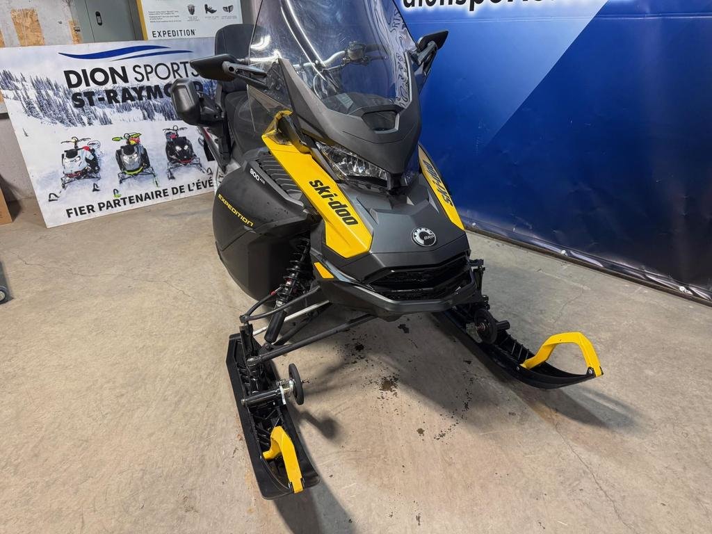 Ski-Doo Expedition Sport 900 ACE  2023 à Charlemagne, Québec - 3 - w1024h768px