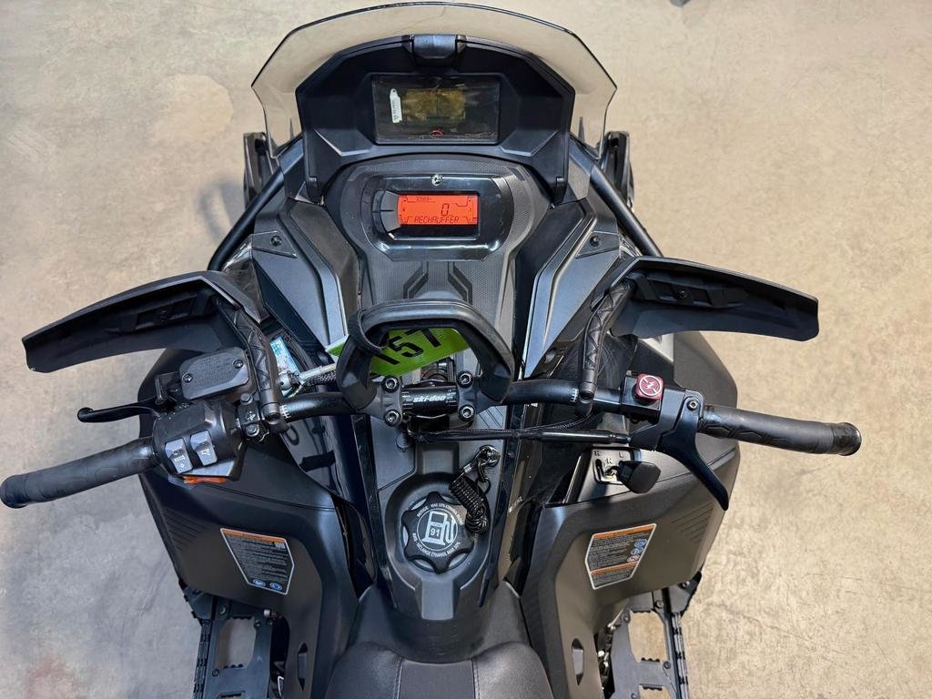 2023 Ski-Doo EXPEDITION XTREME 850 in Charlemagne, Quebec - 7 - w1024h768px