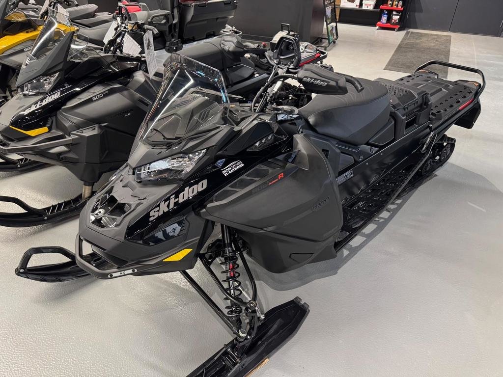 2025 Ski-Doo Expedition Xtreme 900 ACE Turbo R in Charlemagne, Quebec - 5 - w1024h768px