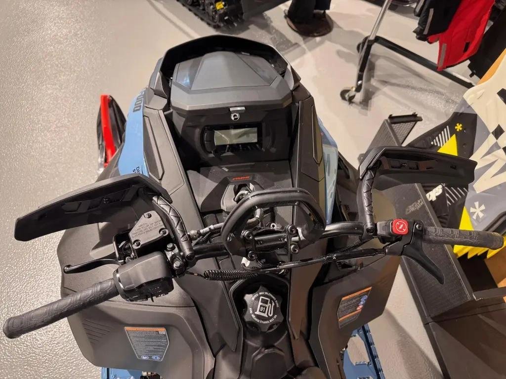 2026 Ski-Doo EXPEDITION XTREME 900 ACE TURBO R in Charlemagne, Quebec - 5 - w1024h768px